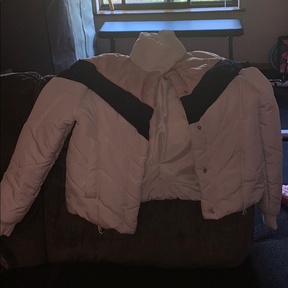 Jacket - Picture 1 of 6